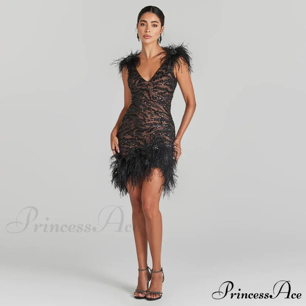 Sequined V-Neck Party Dress Champagne / XS