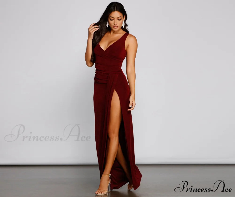 Serena Formal High Charming Slit Lurex Dress WINE / XS