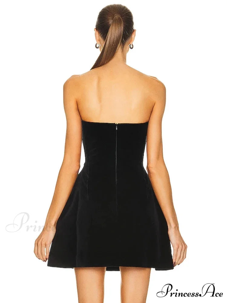 Sexy Strapless Heart Shape Crystal Design Mini Dress Velvet A-Line Christmas Party Dress