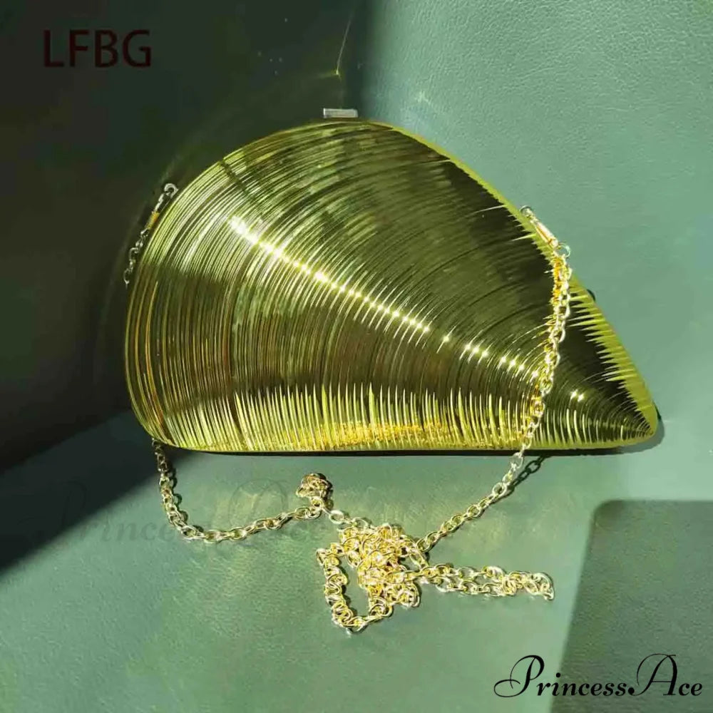 Shell Formed Acrylic Handbag Clutch Bag with Gold Chain Gold / (20cm clutchbag-250126