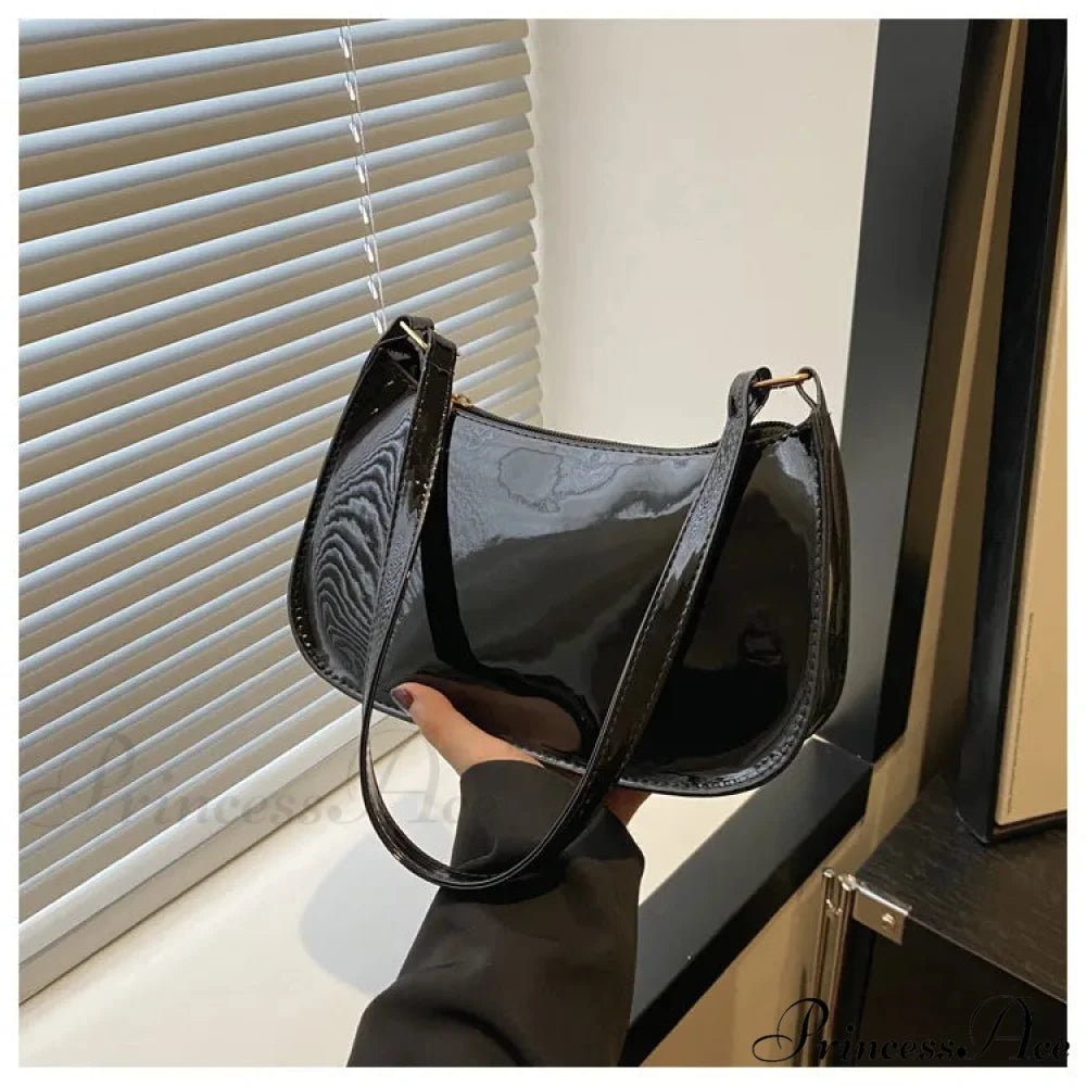 Shiny Leather Flexible Style Shoulder Bag Black shoulder-250126