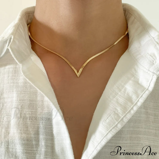 Simple Men’s Jewelry Creative V-shaped Necklace