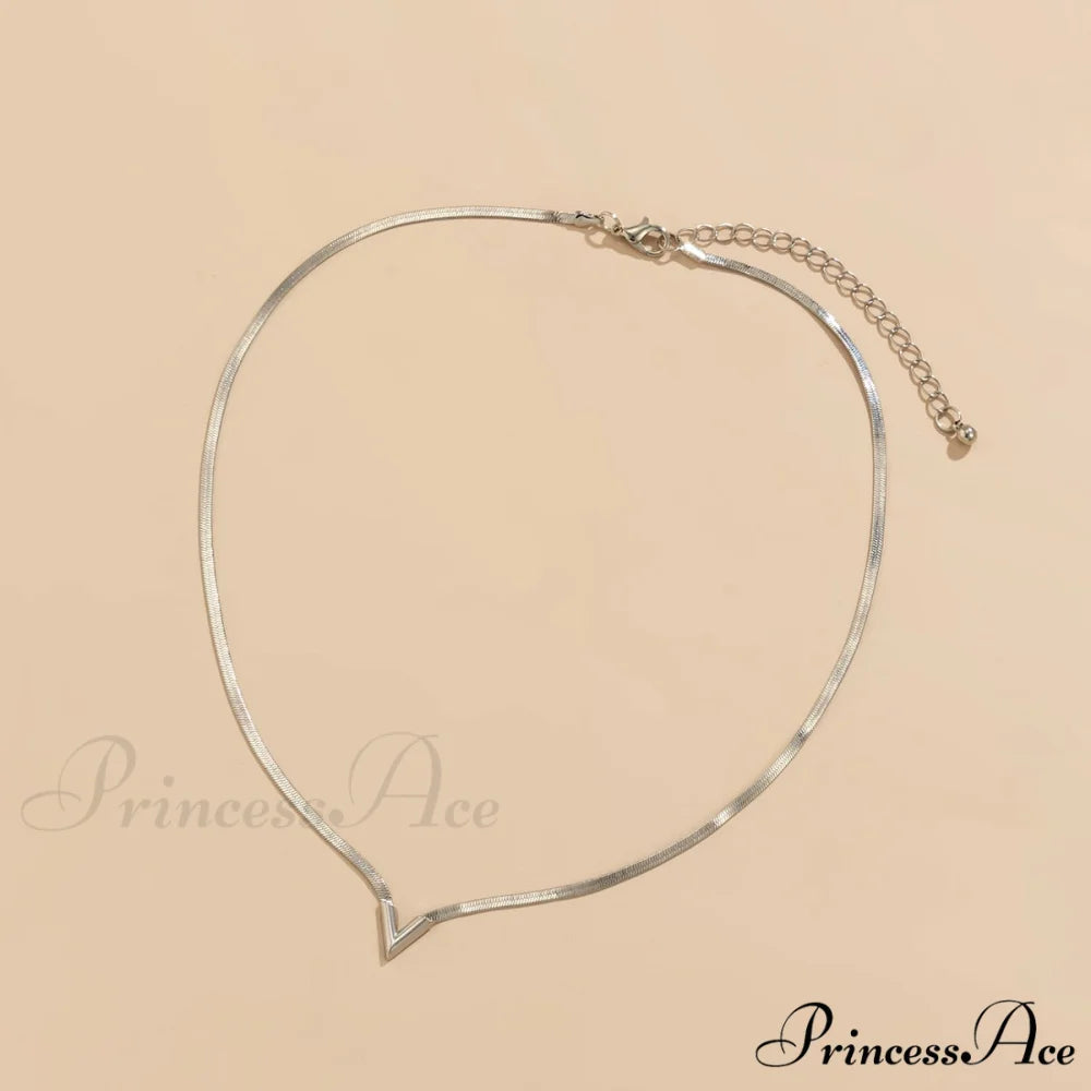 Simple Men’s Jewelry Creative V-shaped Necklace