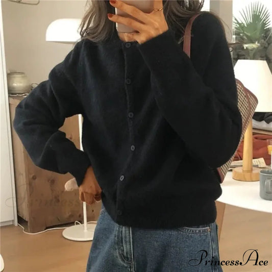 Single Breasted Solid Round Neck Knitted Cardigan Modified Title: One Buttoned Plain Circular Neck Knitted Cardigan