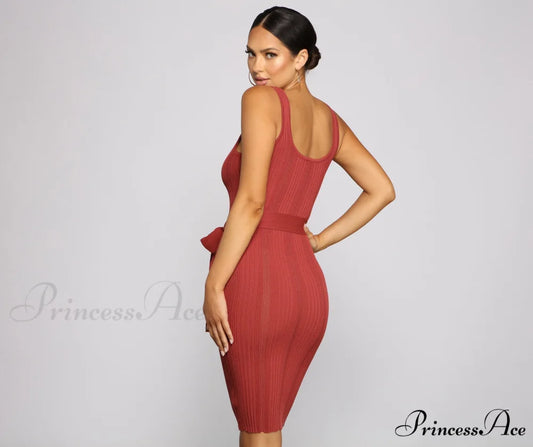 Slay In Style Ribbed Graceful Scoop Neck Midi Dress