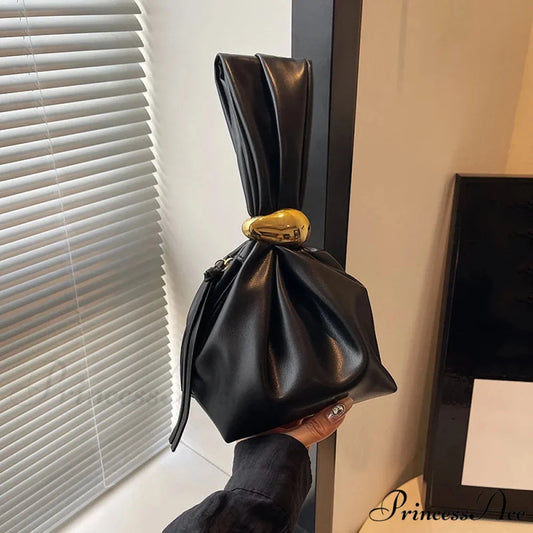 Small Dumpling Faux Leather Clutch Wristlet Black wristlet-250126