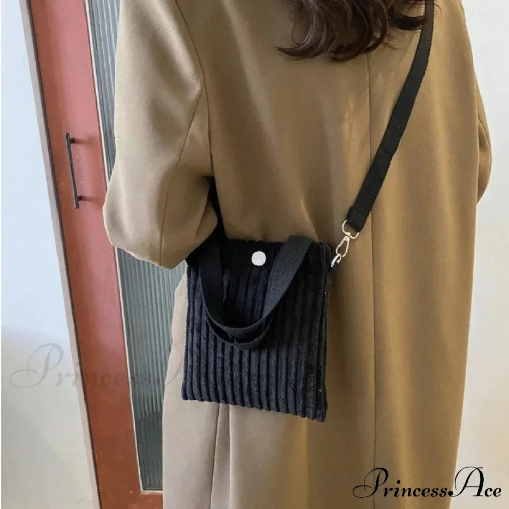 Small Ribbed Zipper Shoulder Bag Spring Purse handbag-250126