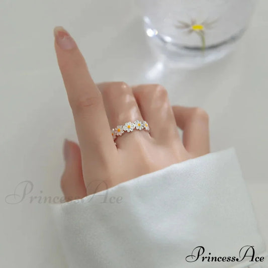 Small White Daisy Opening Adjustable Ring