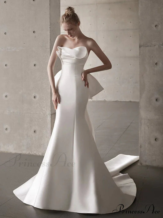 Smooth Strapless Bow Wedding Gown white / XS weddingdress-250223