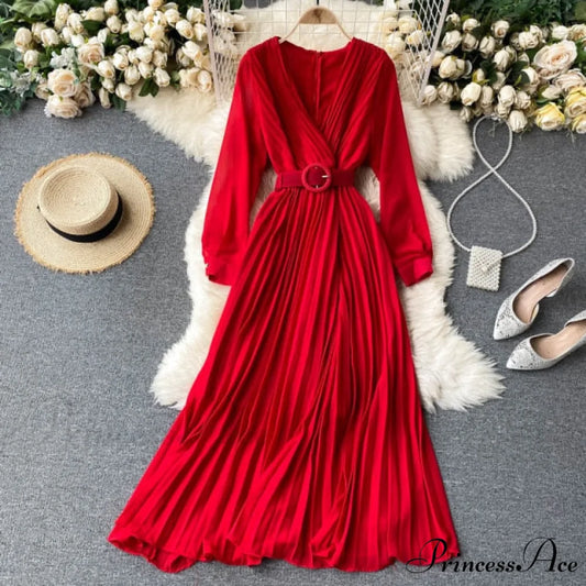 Solid Color Sexy Chiffon Pleated Dress Red / One Size