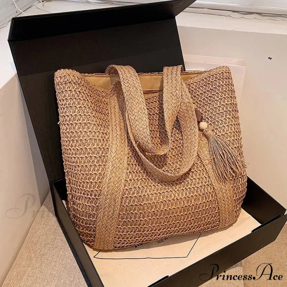 Spacious Capacity Fringe Straw Shoulder Bag shoulder-250126