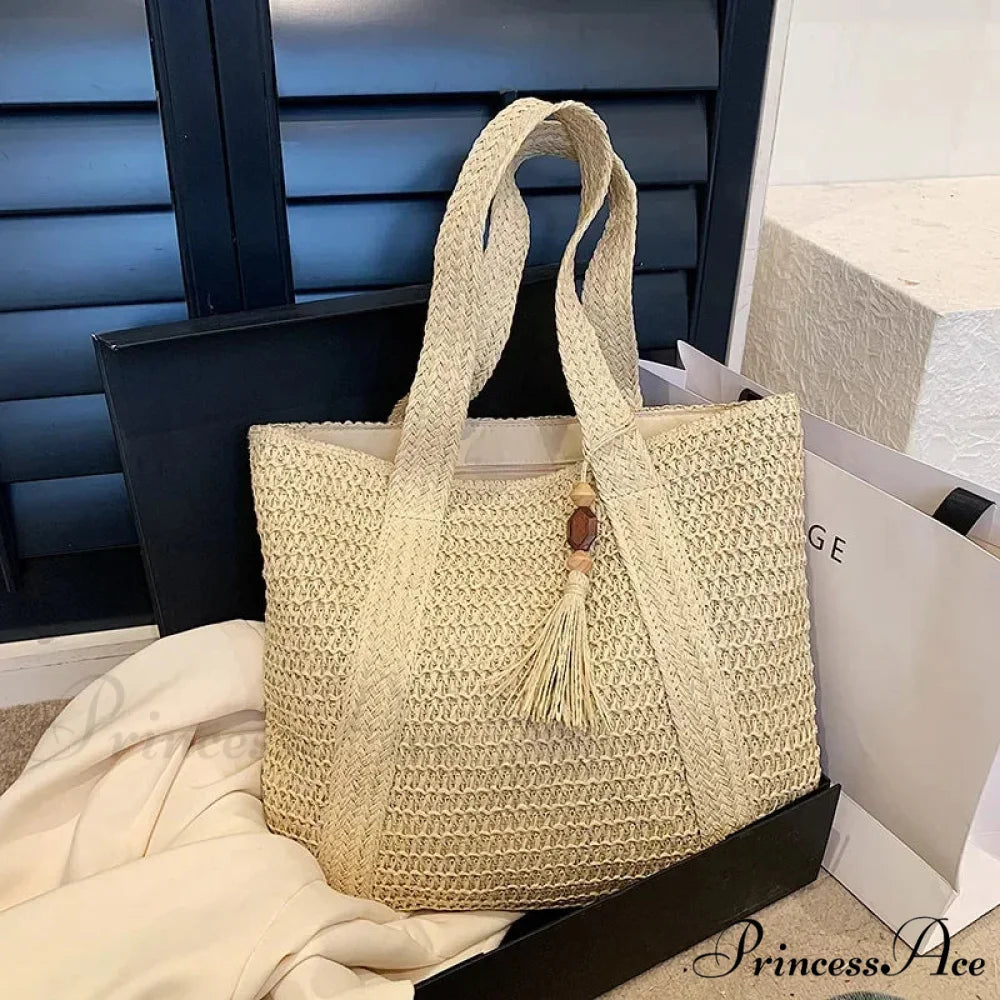Spacious Capacity Fringe Straw Shoulder Bag Beige1 shoulder-250126