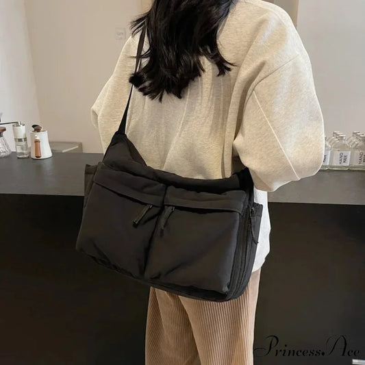 Spacious Capacity Nylon Water-Resistant Labor Crossbody Black crossbody-250126