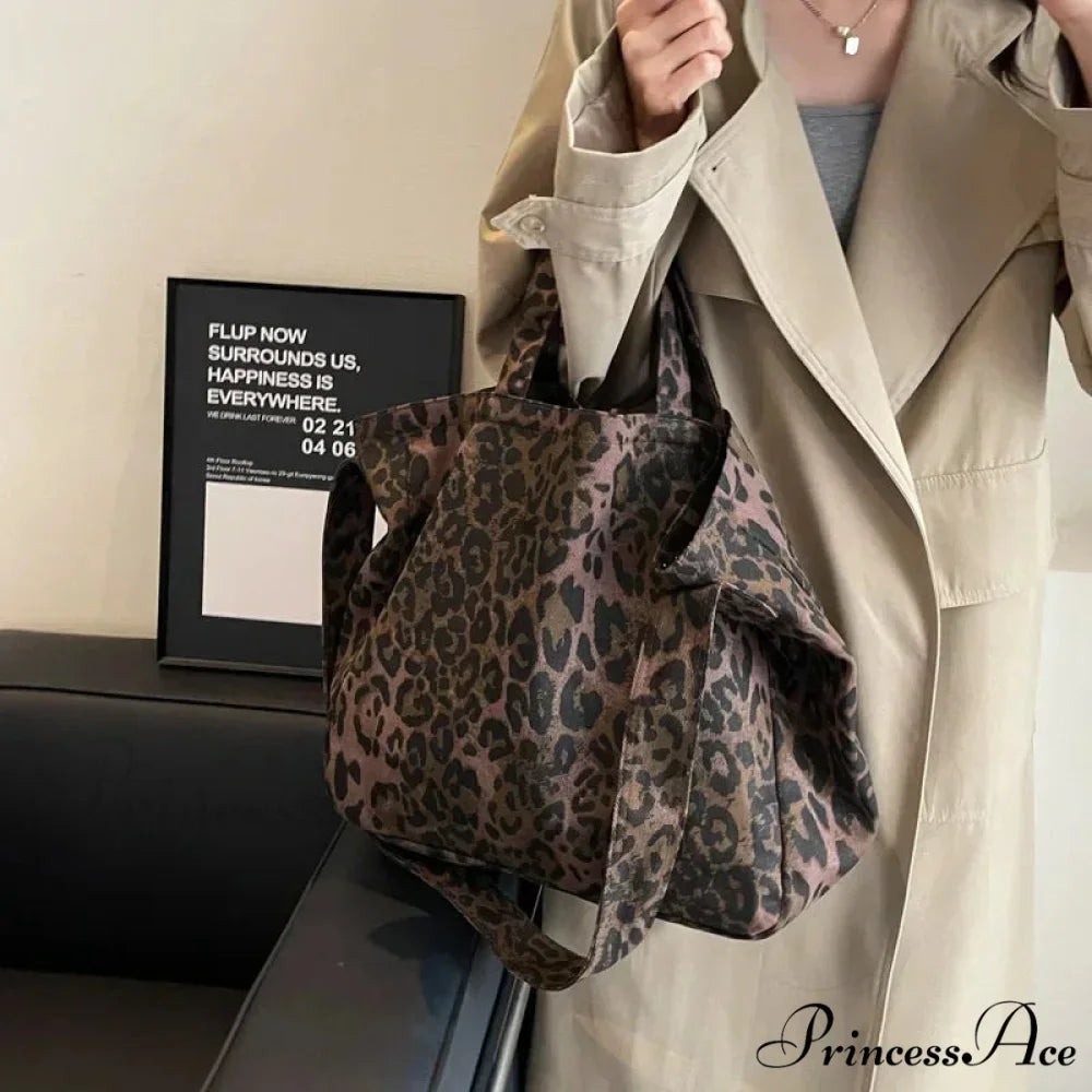Spotted Pattern Korean Style Shopper Handbag handbag-250126
