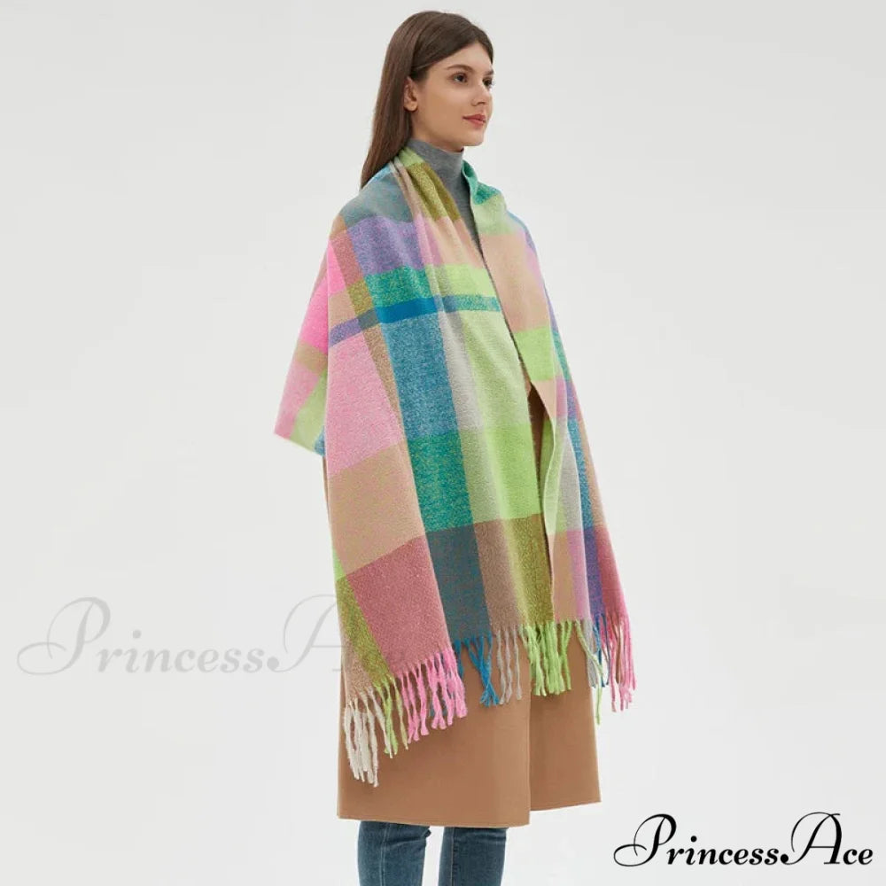 Stylish Cozy Knitted Cashmere Checkered Scarf scarf-241228