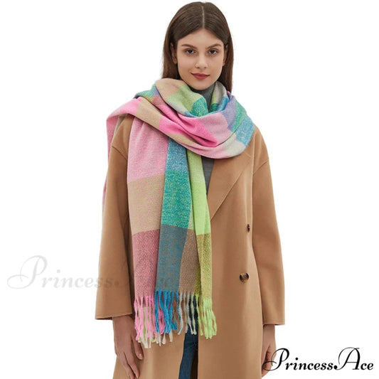 Stylish Cozy Knitted Cashmere Checkered Scarf scarf-241228