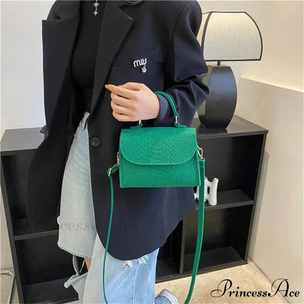 Stylish Felt Alligator Textured Crossbody Purse handbag-250126