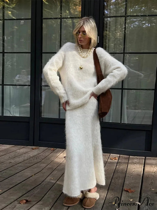 Stylish Round-neck Cashmere Skirt Pullover White suit / S swraters-241228