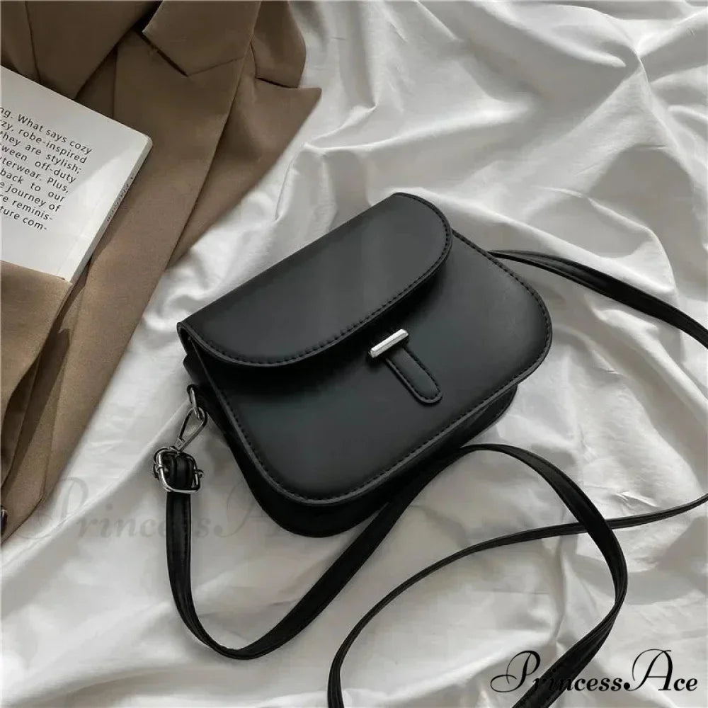 Synthetic Leather Saddle Crossbody Shoulder Bag Black shoulder-250126