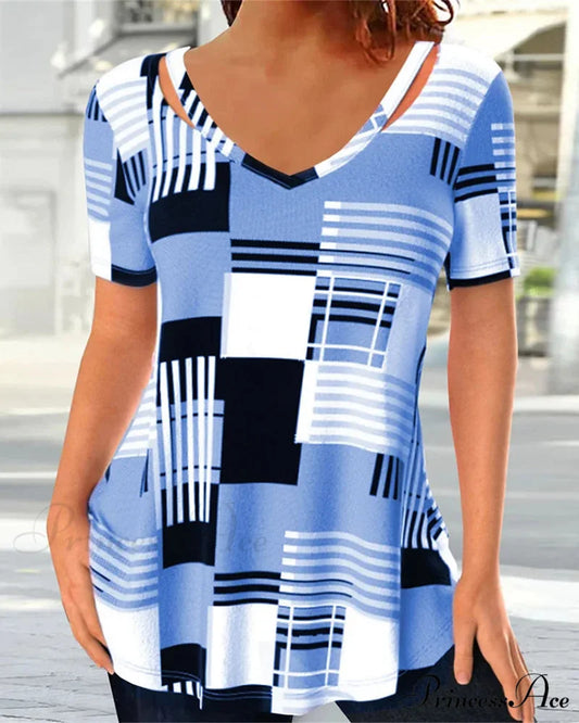 T-shirt check with V-neck print Blue / S