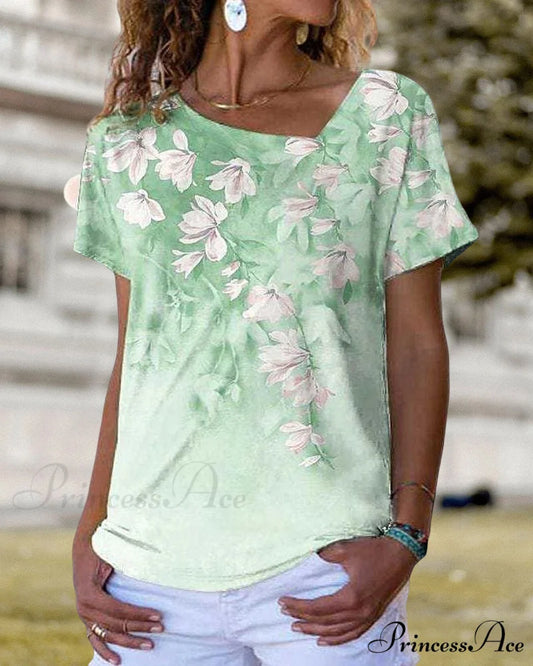 V-neck Design Flowered T-shirt Green / S