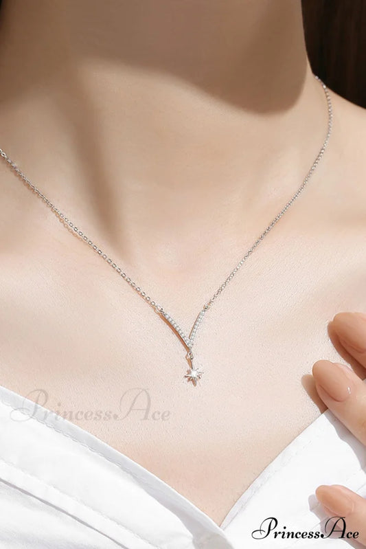 V-shaped Polaris Pendant
