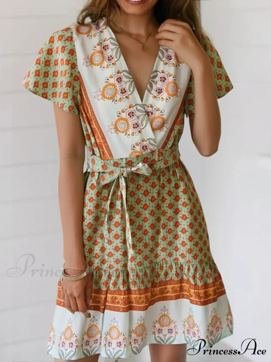 Verdant Flower Pattern Enfold Short Sleeve Getaway Mini Boho Dress Green / S bohodress-250126