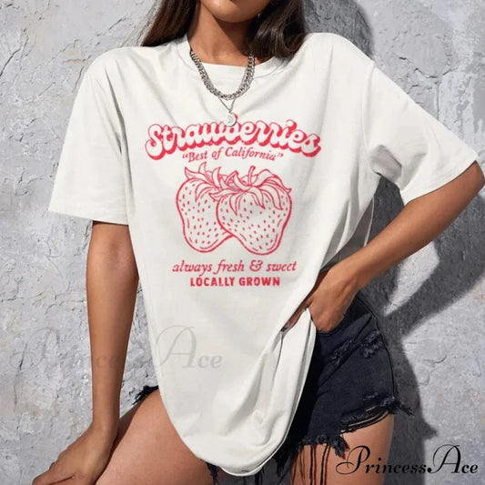 Vintage Aesthetic Strawberry T-shirt WHITE / S t-shirt-250223