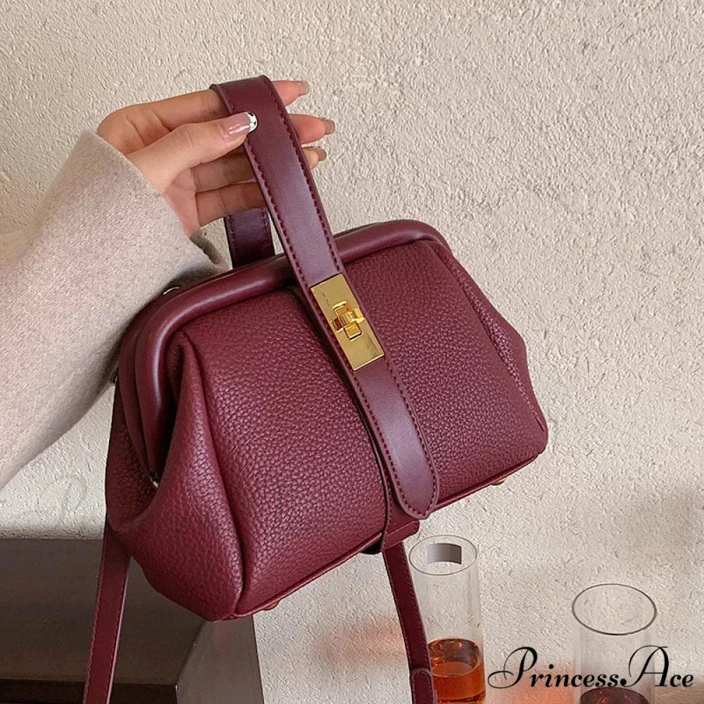 Vintage Designer Deluxe Crossbody Shopping Purse handbag-250126