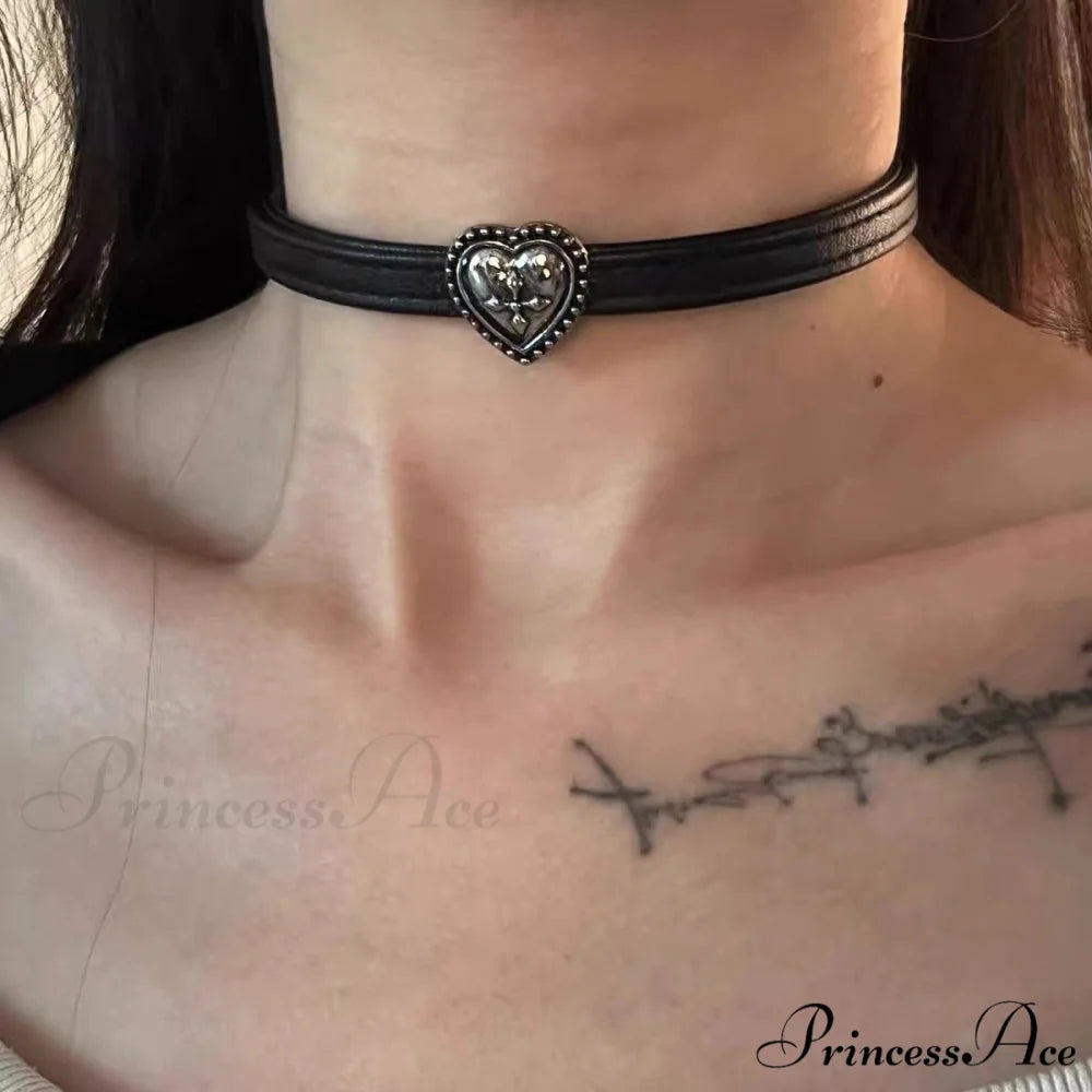 Vintage Distressed Black Leather Choker Necklace BLACK