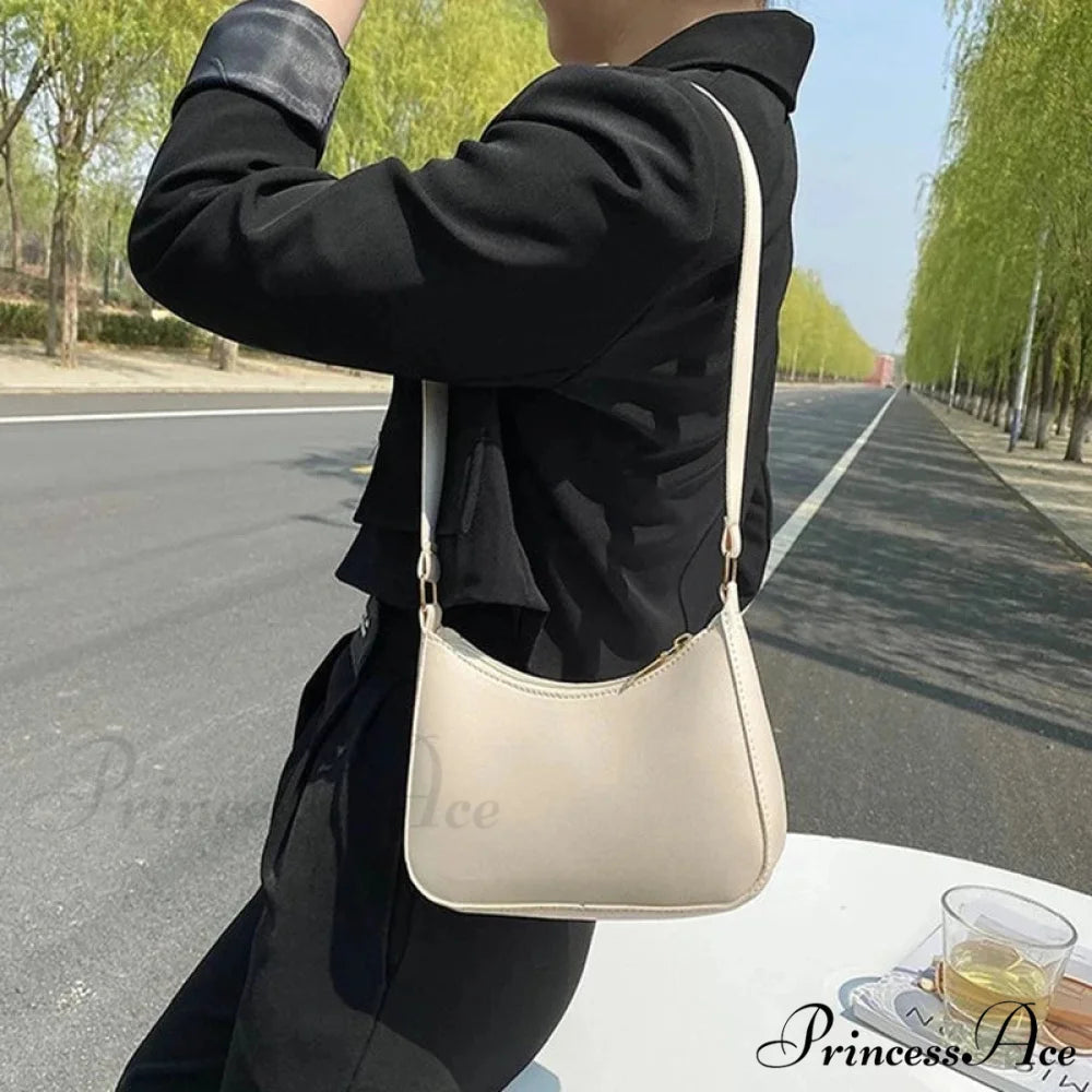 Vintage Monochromatic Faux Leather Underarm Bag shoulder-250126