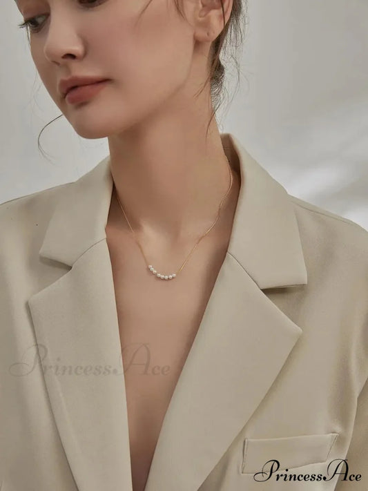 Water Pearl Choker Necklace