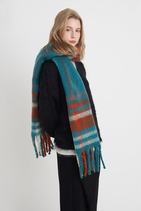 Vintage Plaid Cozy Knit Christmas Scarf