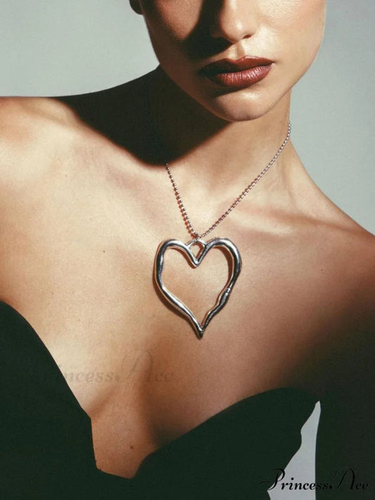 Abstract Heart Graceful Pendant Necklace Silver / One Size