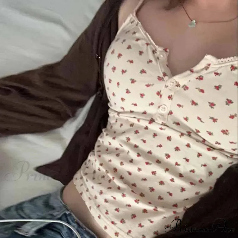 Adorable Flower Pattern Button-Up O Neck Crop Top croptop-250126