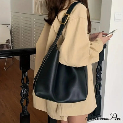 All-Match Simple Synthetic Leather Shoulder Bag SB372-Black shoulder-250126