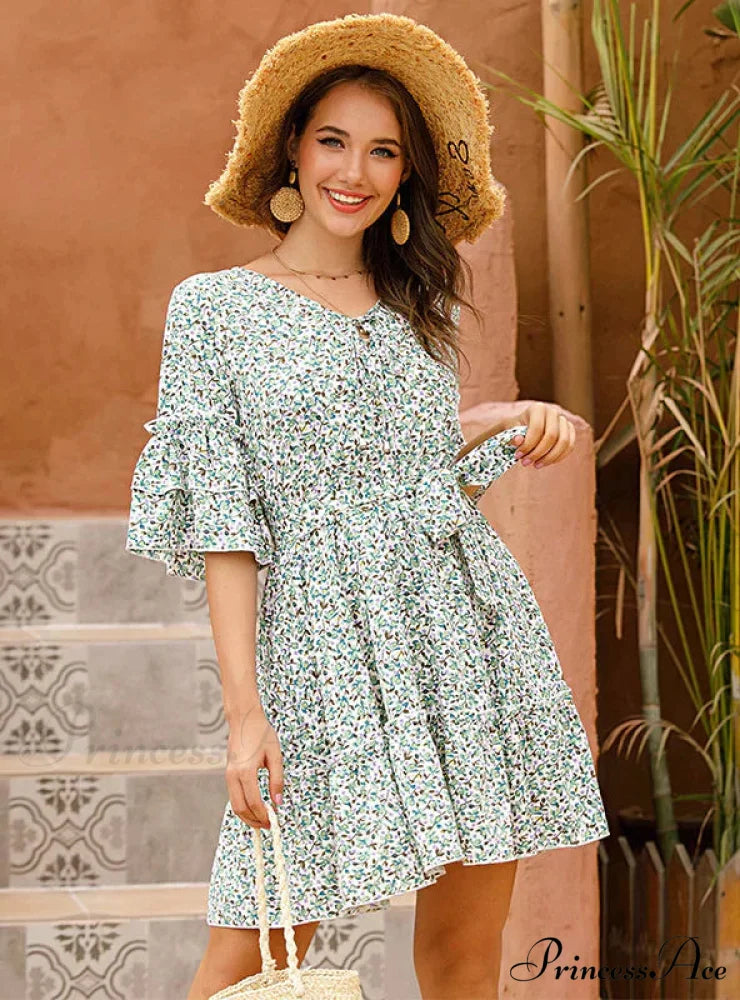 and Sleeves Ruffled with Gown Trumpet Flowered Straps S / purple