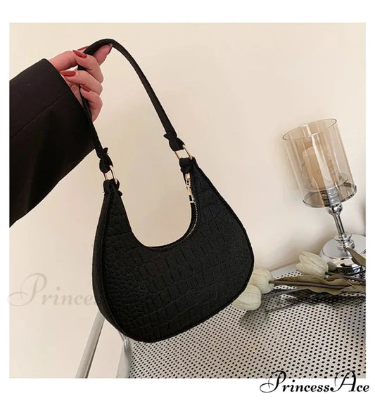 Antique Korean Sturdy Dumpling Underarm Bag Black shoulder-250126