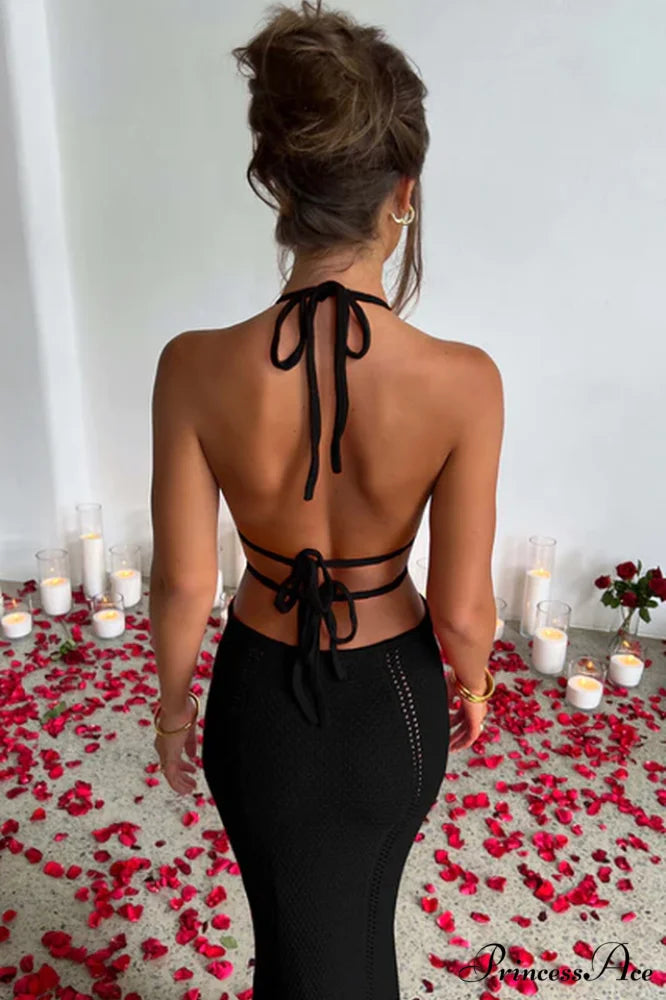 Arabella Elegant Maxi Dress