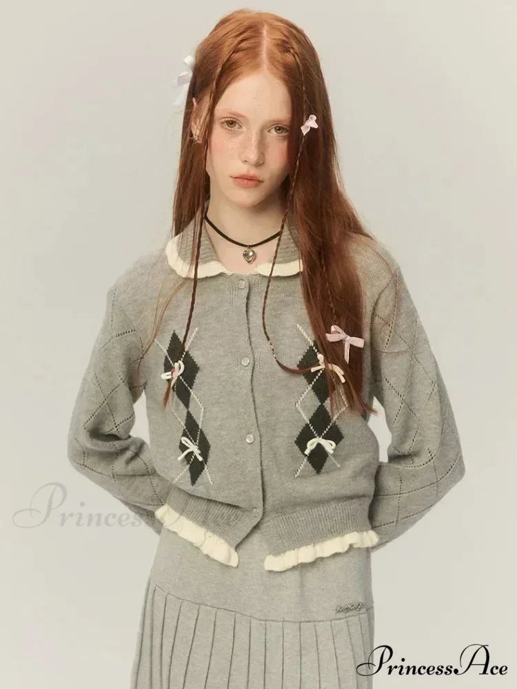 Argyle Collar Stylish Buttoned Knitted Cardigan