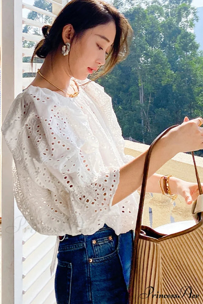 Arm Puff with Lace White Top Embroidery