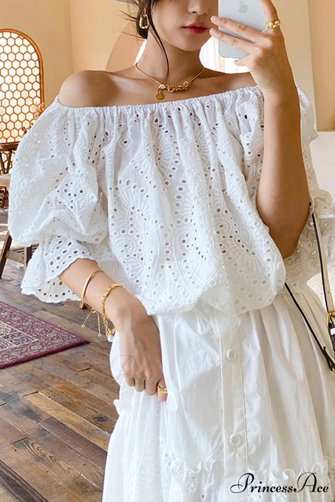 Arm Puff with Lace White Top Embroidery