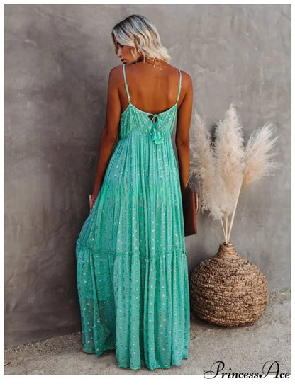 Attractive Divided Large Hem Bandeau Sleeveless Green Maxi Boho Dress bohodress-250126