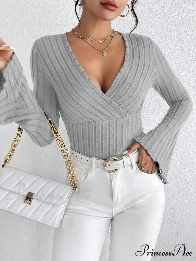 Attractive V-Neck Monochrome Slim Long Sleeve T-shirt Women knittop-250126