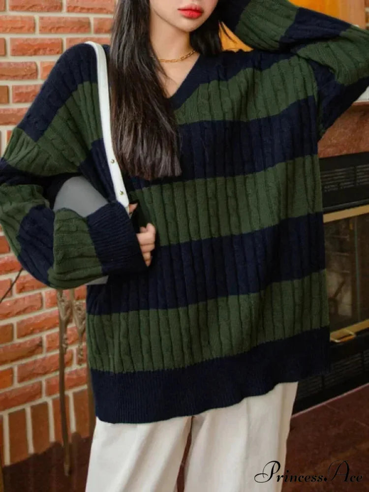 Baggy Knitted V-neck Retro Jumper army green / S swraters-241228