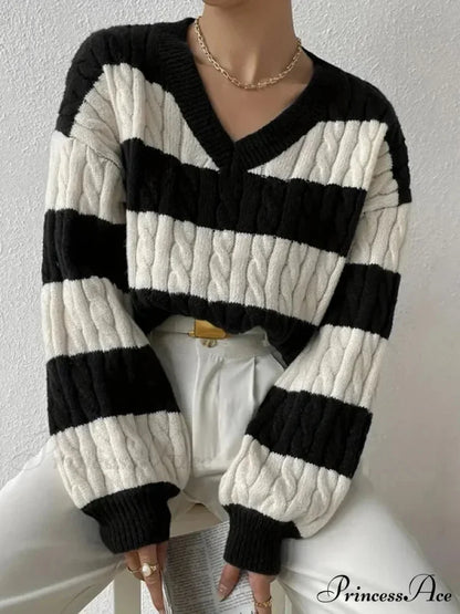 Baggy Knitted V-neck Retro Jumper Black / S swraters-241228