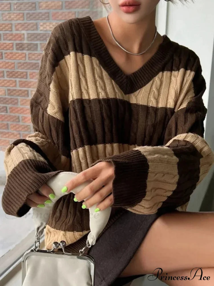 Baggy Knitted V-neck Retro Jumper Dark Brown / S swraters-241228