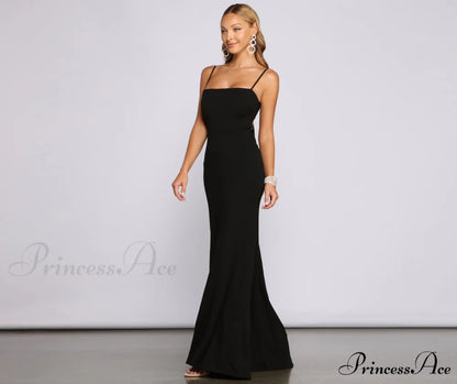 Bette Formal Open Charming Back Crepe Dress