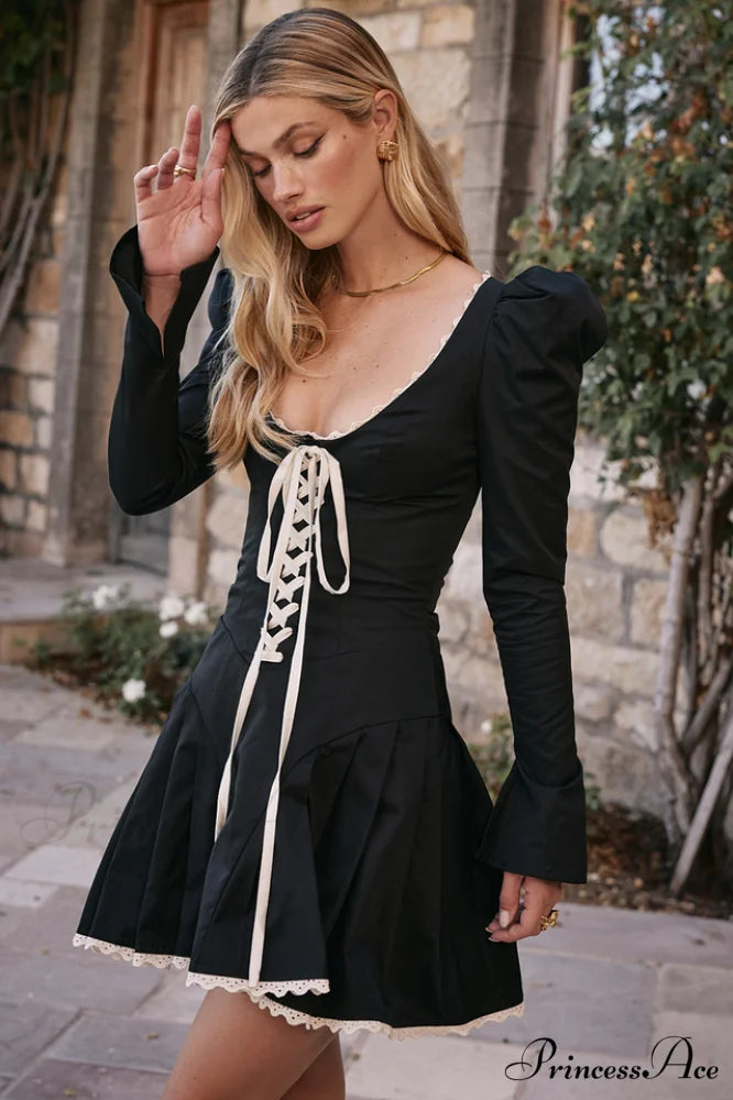 Black & Cream Charming Pleated Mini Dress