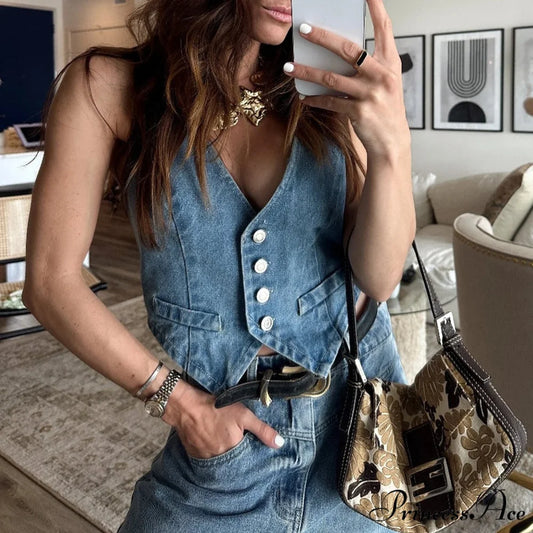 Blue Button Cowgirl Crop Top croptop-250223